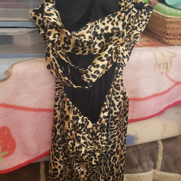 Cheetah dress - Picture 2 of 2